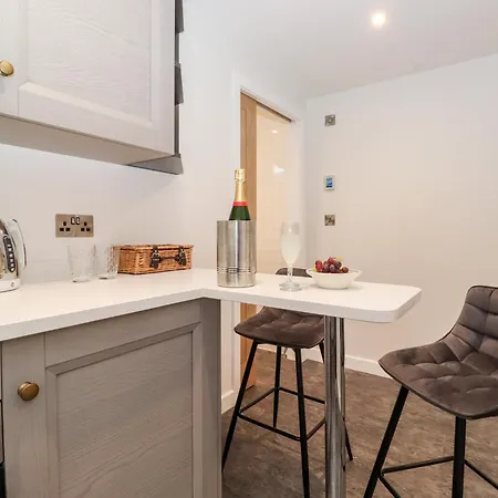 The Gardener's Retreat פנרית'